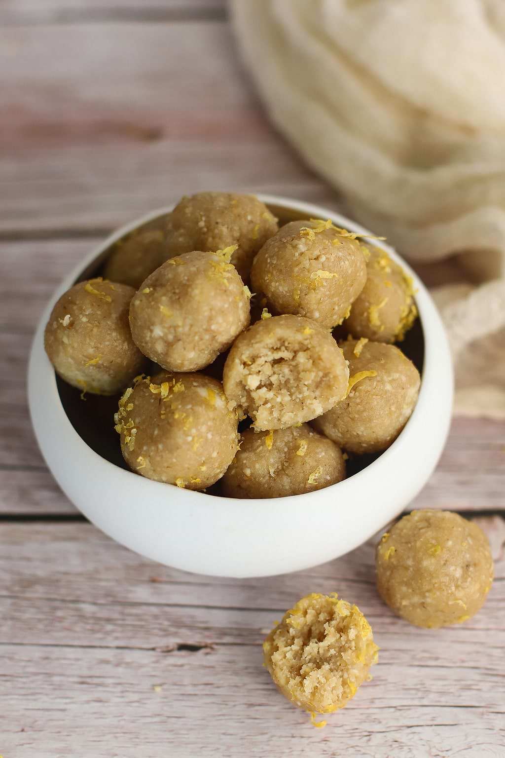 Energy balls au gingembre et au citron